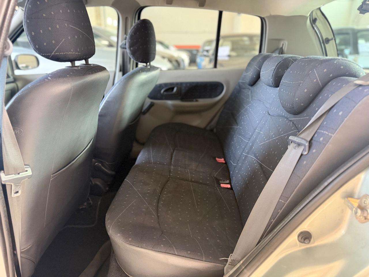 Renault Clio 1.2 cat 5 porte Authentique NEOPATENTATI