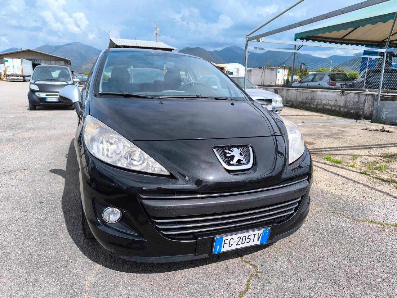 Peugeot 207 1.4 HDi 70CV 3p. Access
