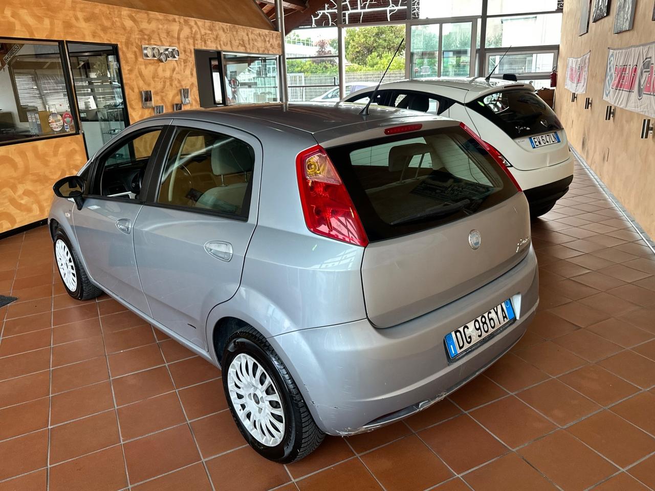 Fiat Grande Punto 1.4 5 porte Dynamic METANO