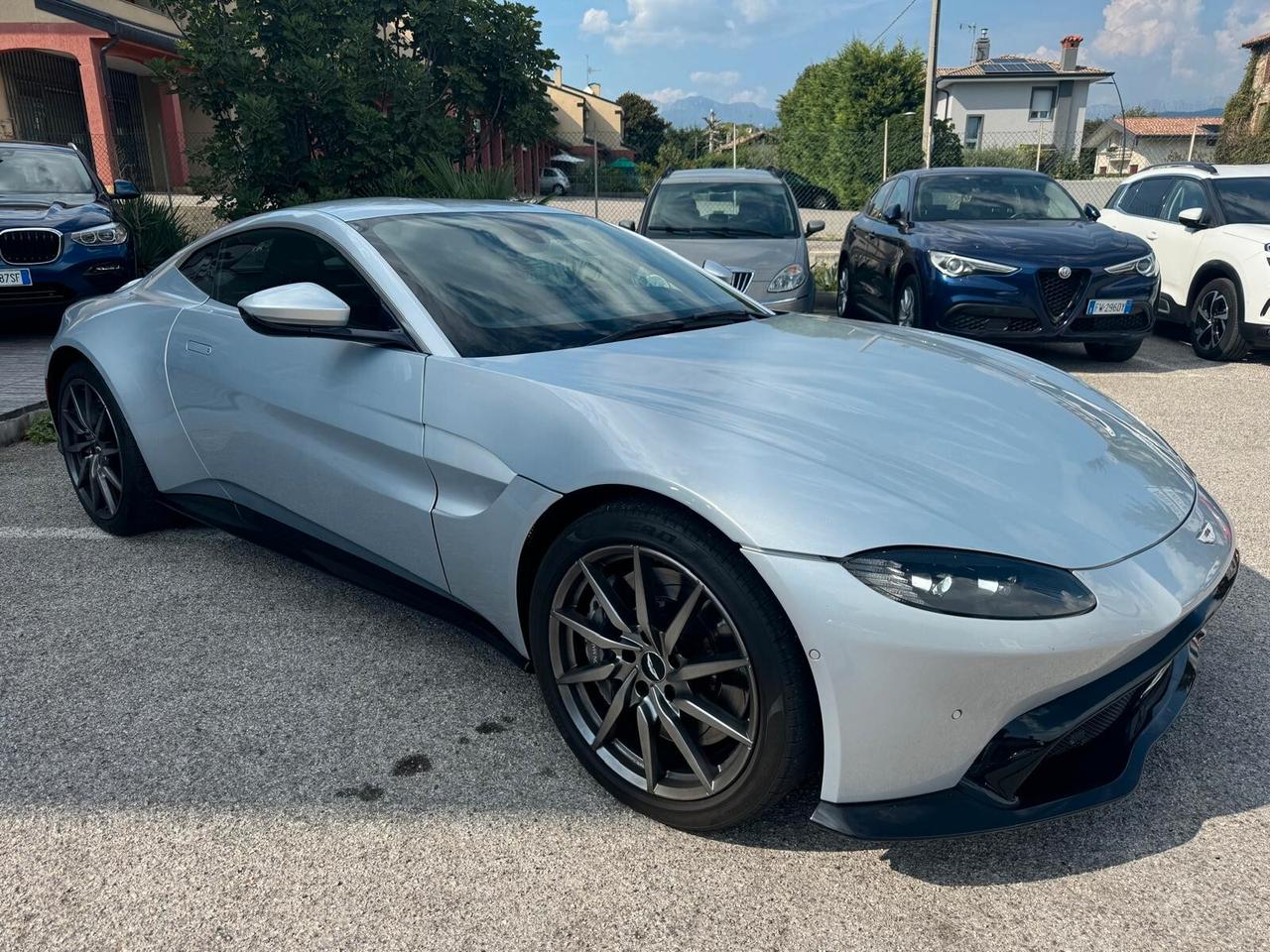 Aston Martin V8 Vantage V8 Vantage S Coupé