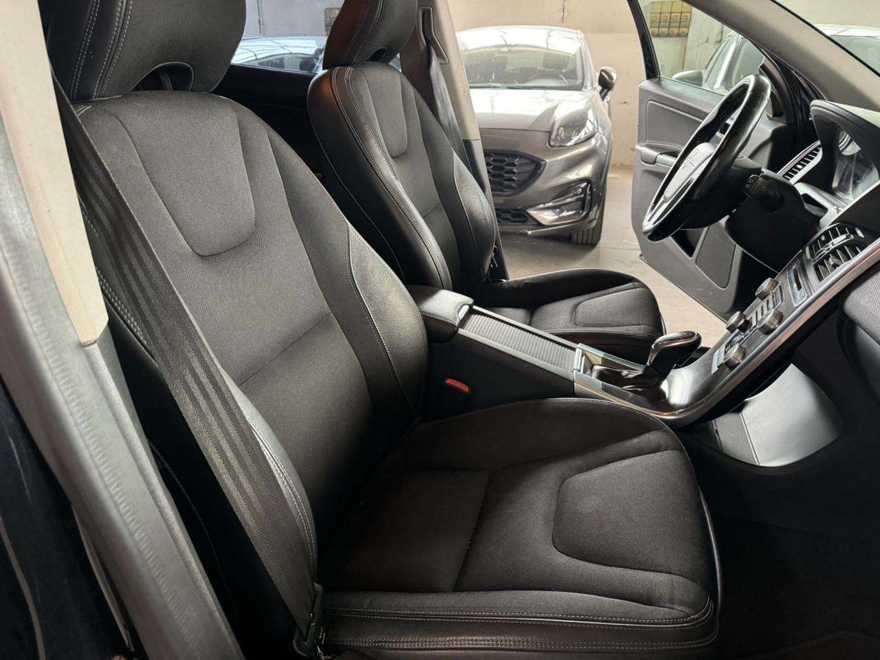 Volvo XC 60 XC60 D3 Geartronic Momentum