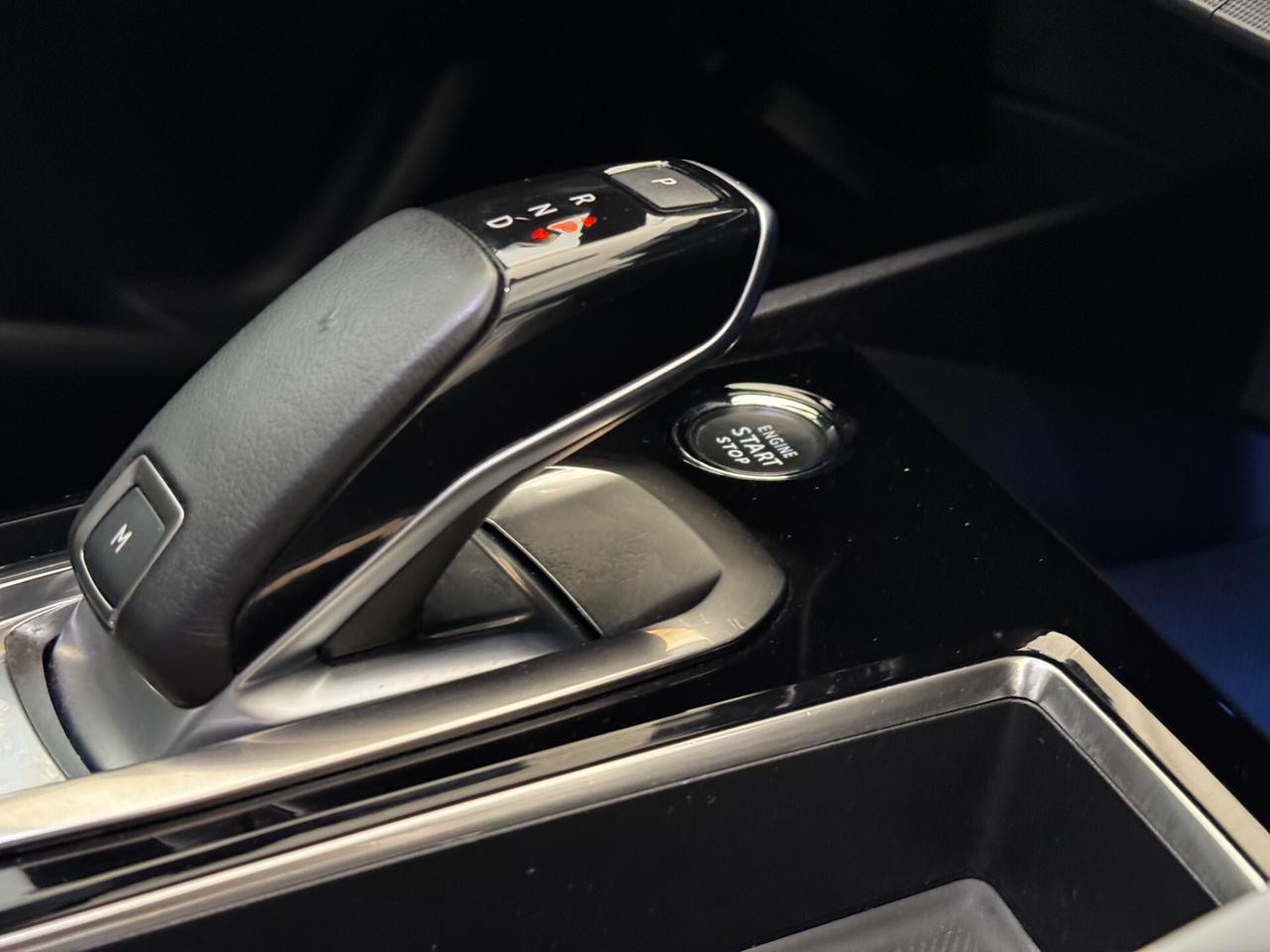 Peugeot 3008 BlueHDi 130 S&S EAT8 Allure Pack PROMO!