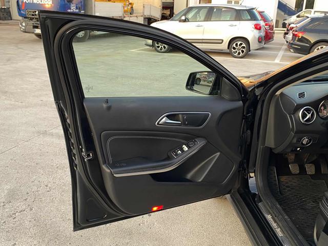MERCEDES-BENZ GLA 180 Sport