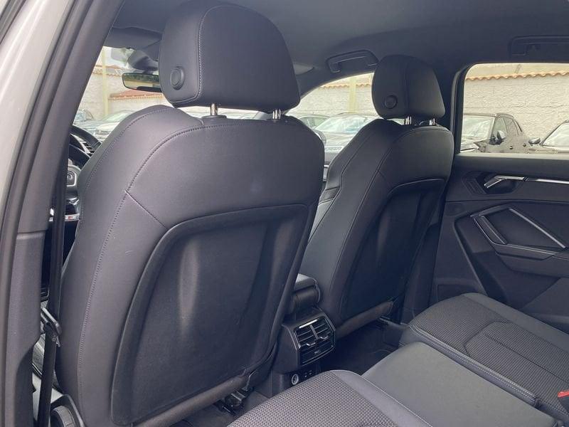 Audi Q3 SPB S Line interno ed esterno 2.0 TDI 200CV S-Tronic quattro 40