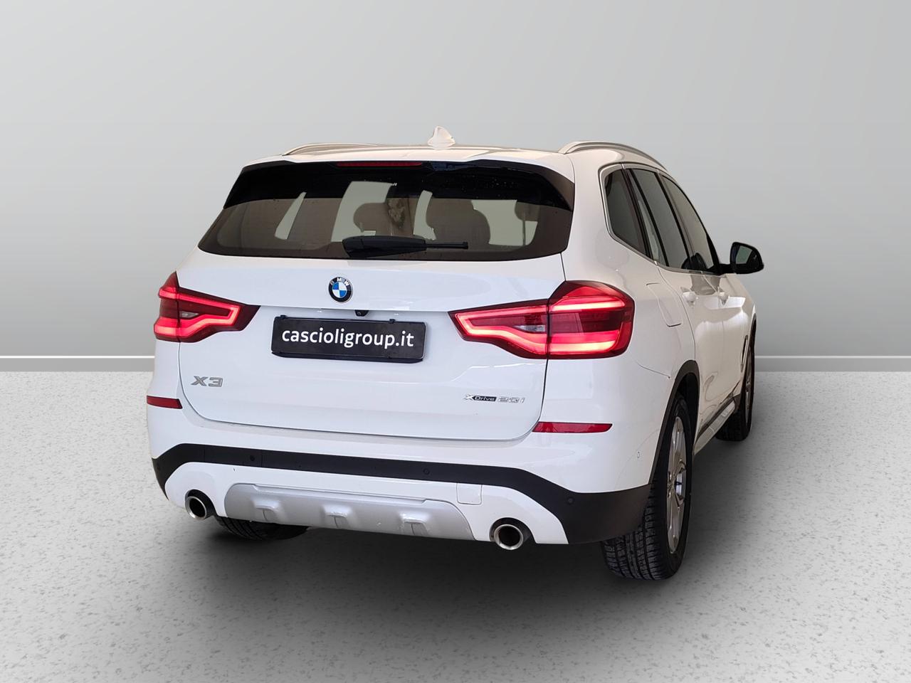 BMW X3 G01 2017 - X3 xdrive20i xLine 184cv auto