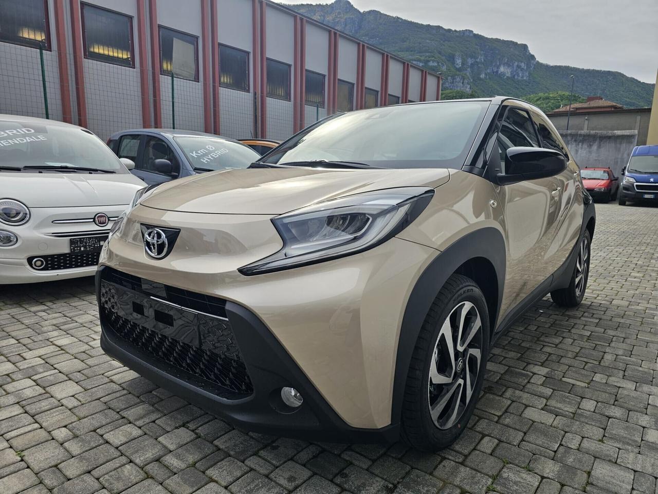 Toyota Aygo X 1.0 VVT-i 72 CV 5 porte Trend