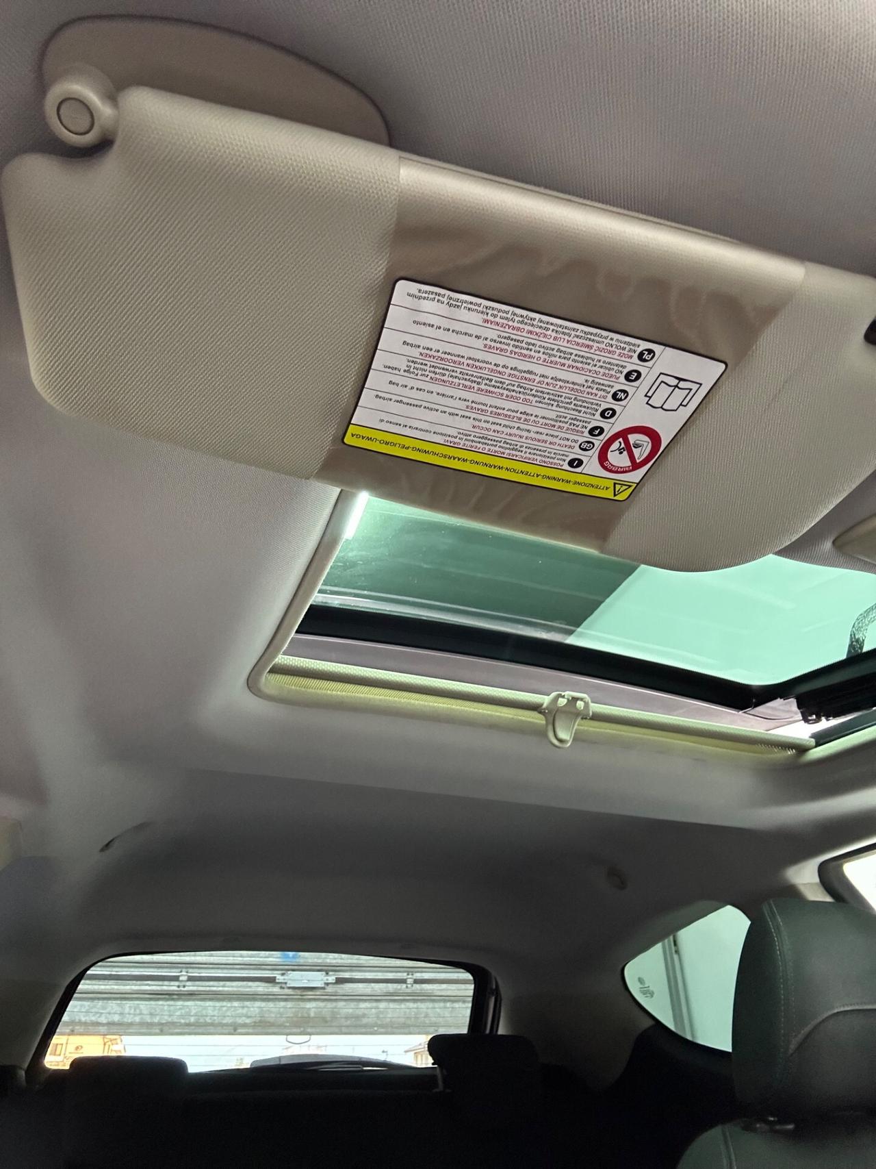 Alfa Romeo MiTo 1.6 JTDm 16V Distinctive Premium Pack