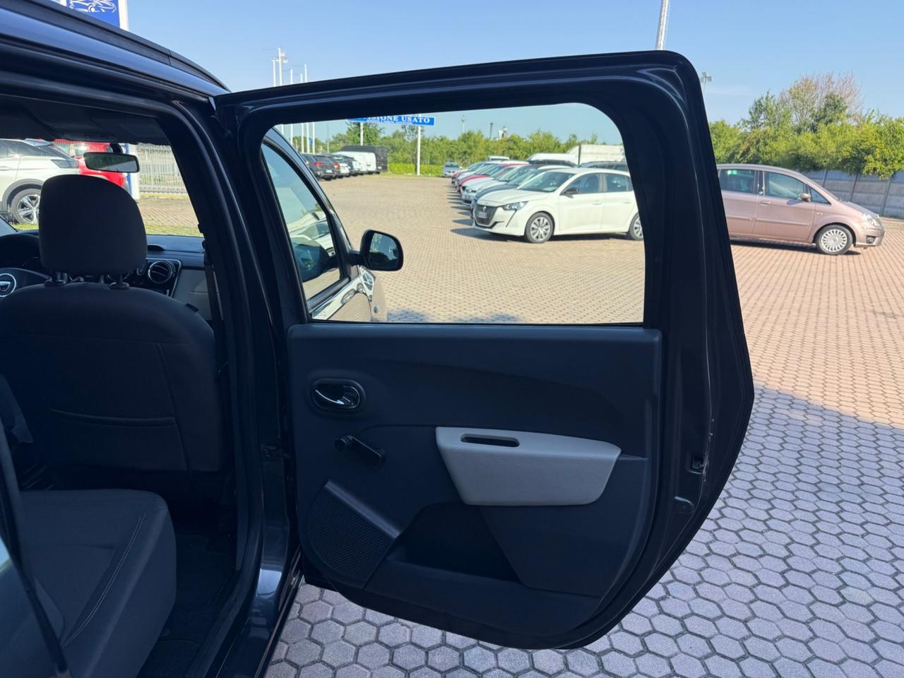 DACIA LODGY 1.5 dCi 8V 90CV 5 posti Lauréate OK NEOPATENTATI