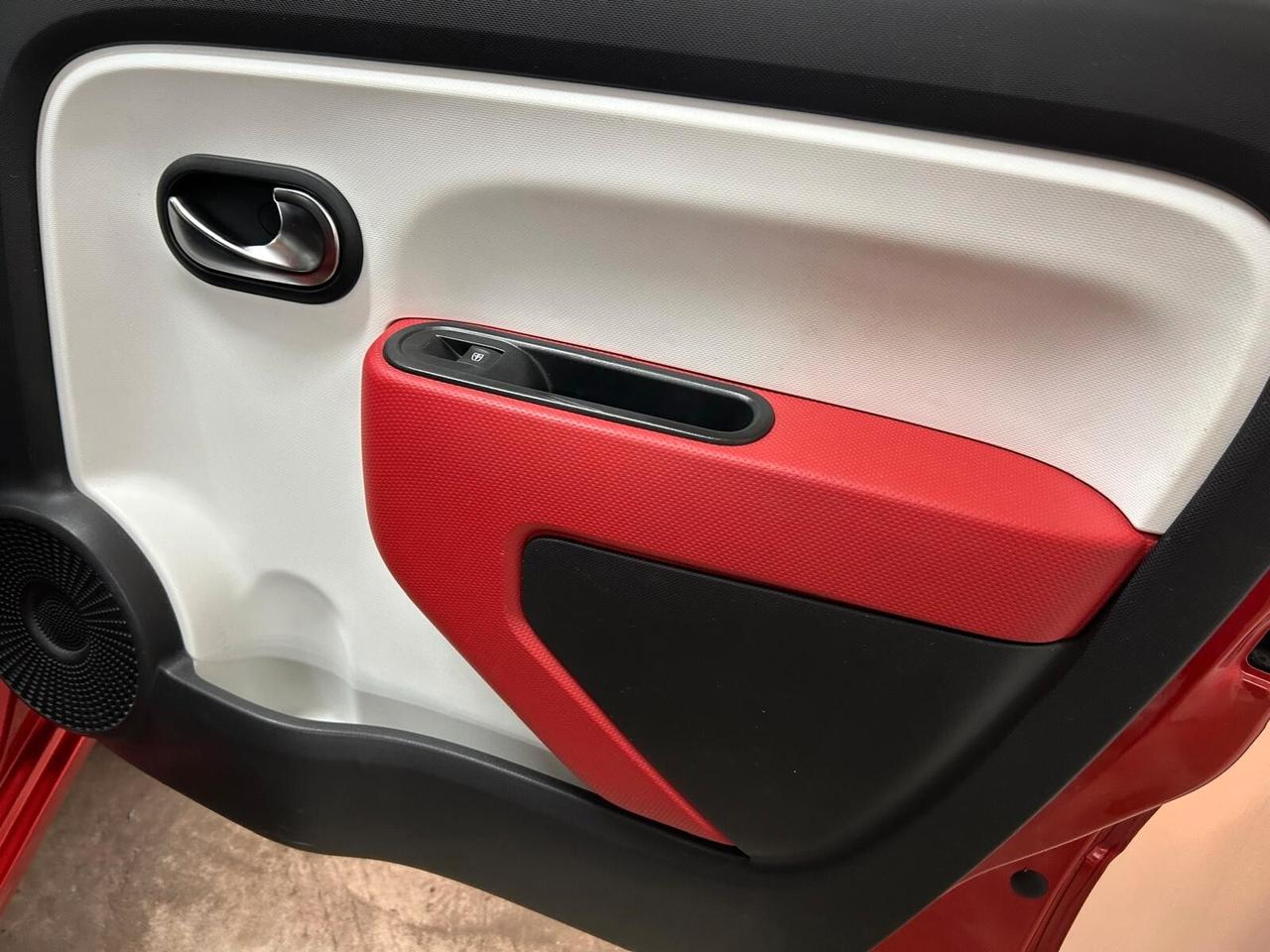 Renault Twingo 1.0 SCe Experience