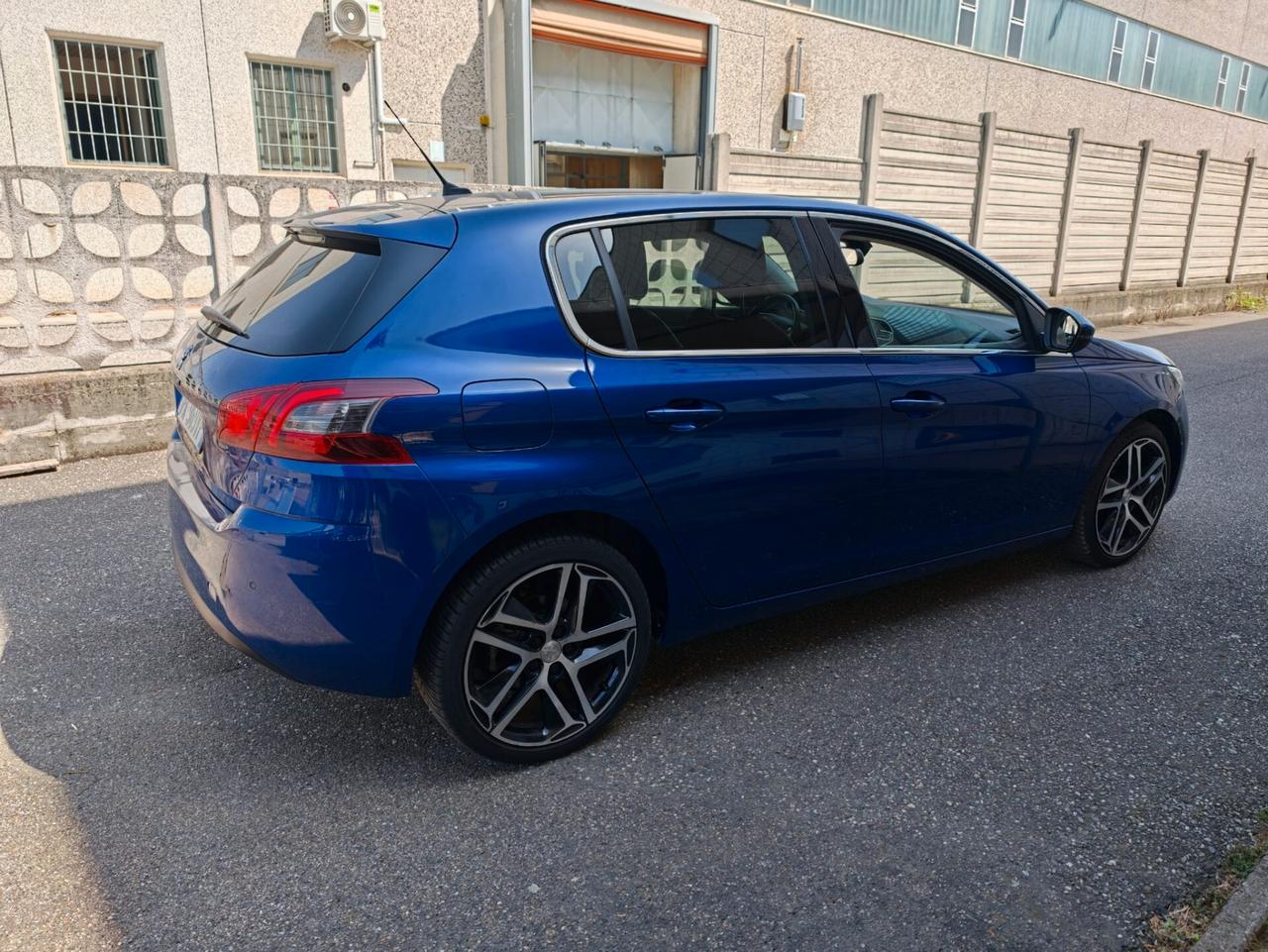 Peugeot 308 BlueHDi 120 S&S