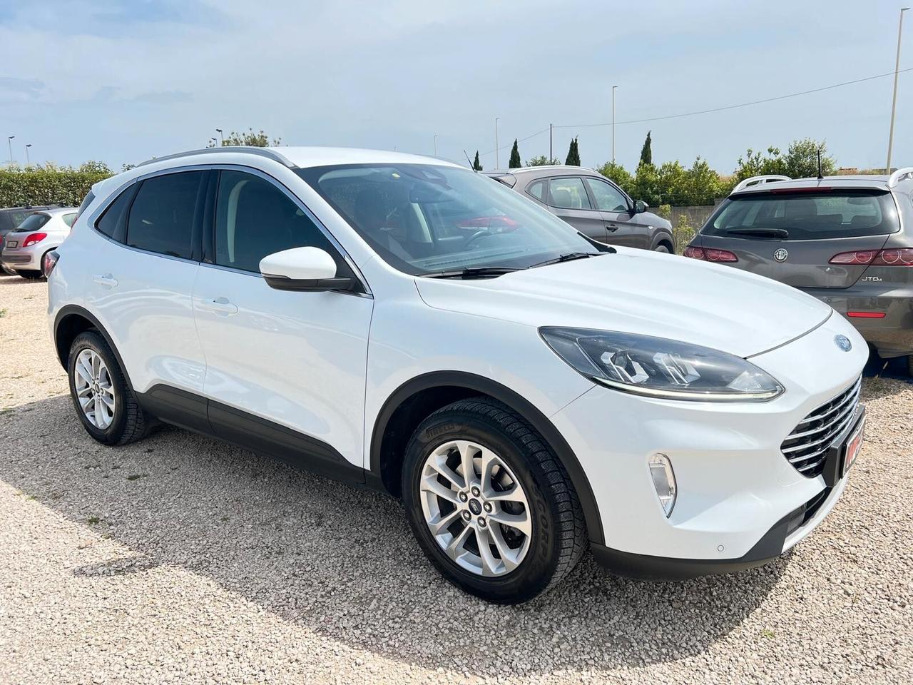 Ford Kuga 1.5 120 CV aut. Titanium NAVI PARK LED CRUISE