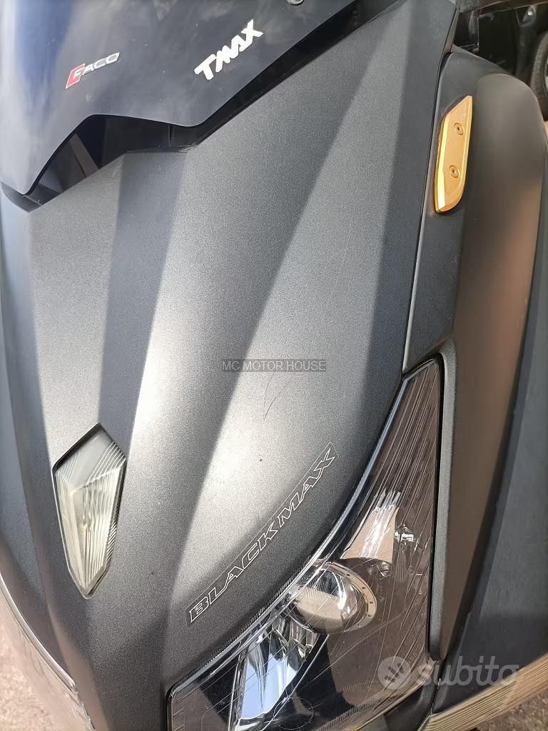 Yamaha t-max 530 +motore da rivedere+0maggi0 casco