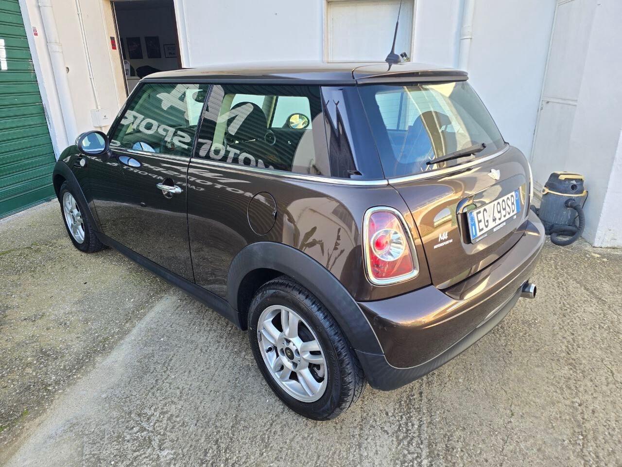 Mini 1.6 16V Cooper D