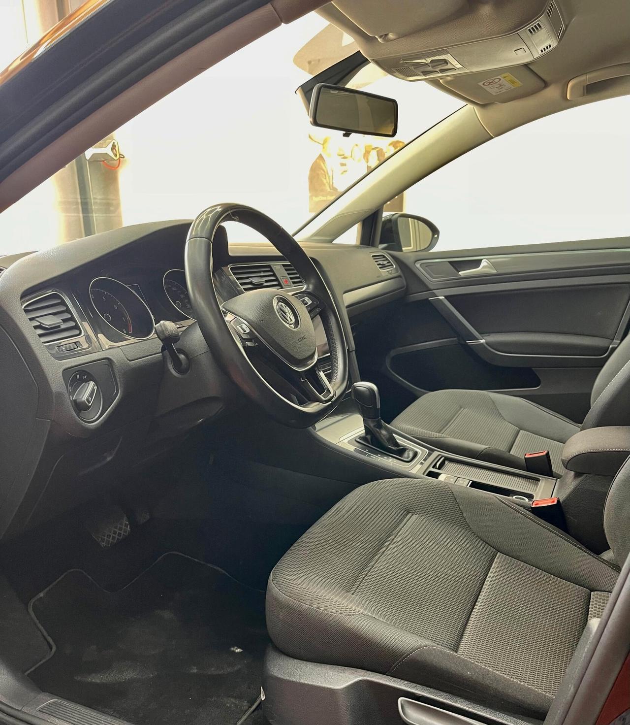Volkswagen Golf 1.5 TGI DSG 5p. UNICOPROPRIETARIO TAGLIANDI UFFICIALI