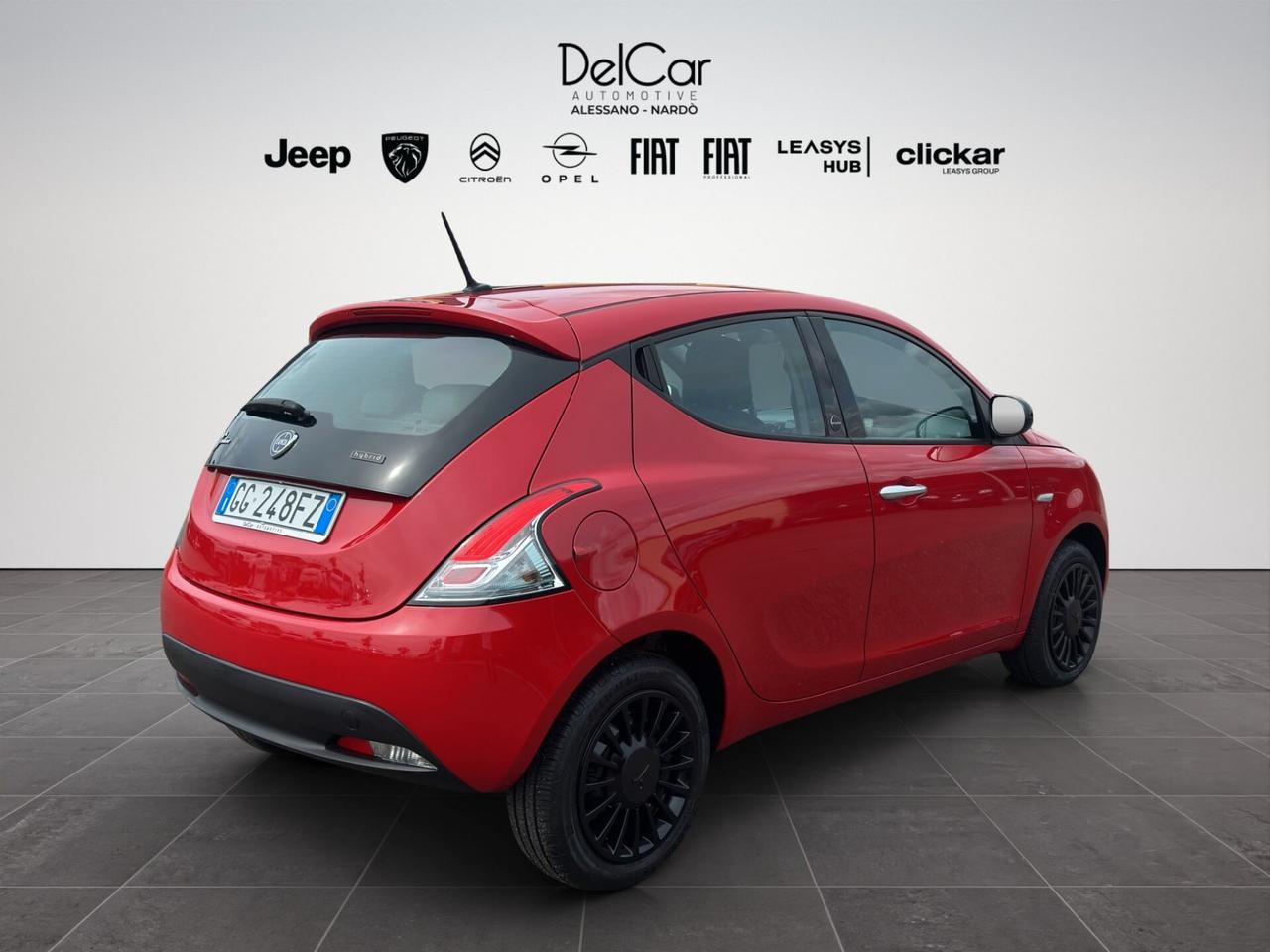 Lancia Ypsilon 1.0 FireFly 5 porte S&S Hybrid Ecochic Silver