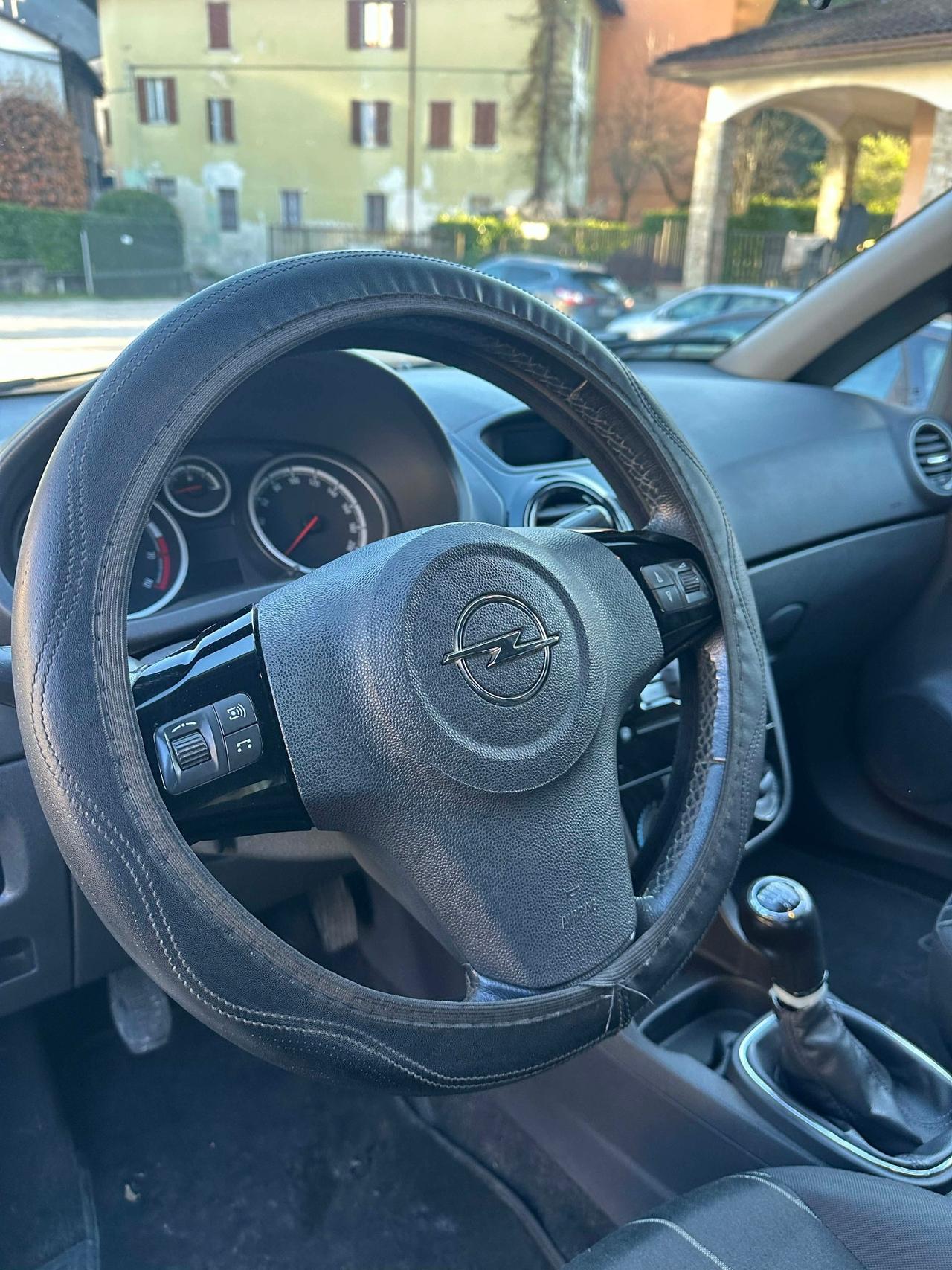 Opel CORSA 1.2 5P COSMO KMCERT NEOPAT UNICOPR