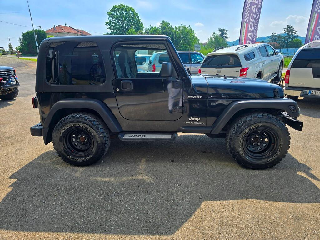 Jeep Wrangler TJ 2.4 143CV Sport CLIMATIZZATO