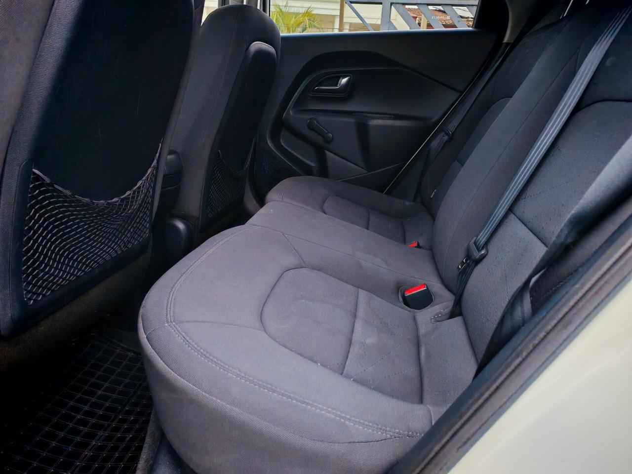 Kia Rio 1.1CRDi EX Plus Full Optional 2013