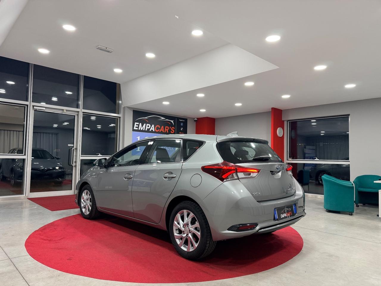 Toyota Auris 1.8 Hybrid Lounge