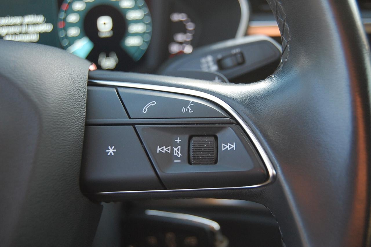 Audi Q3 35 TDI S tronic Business