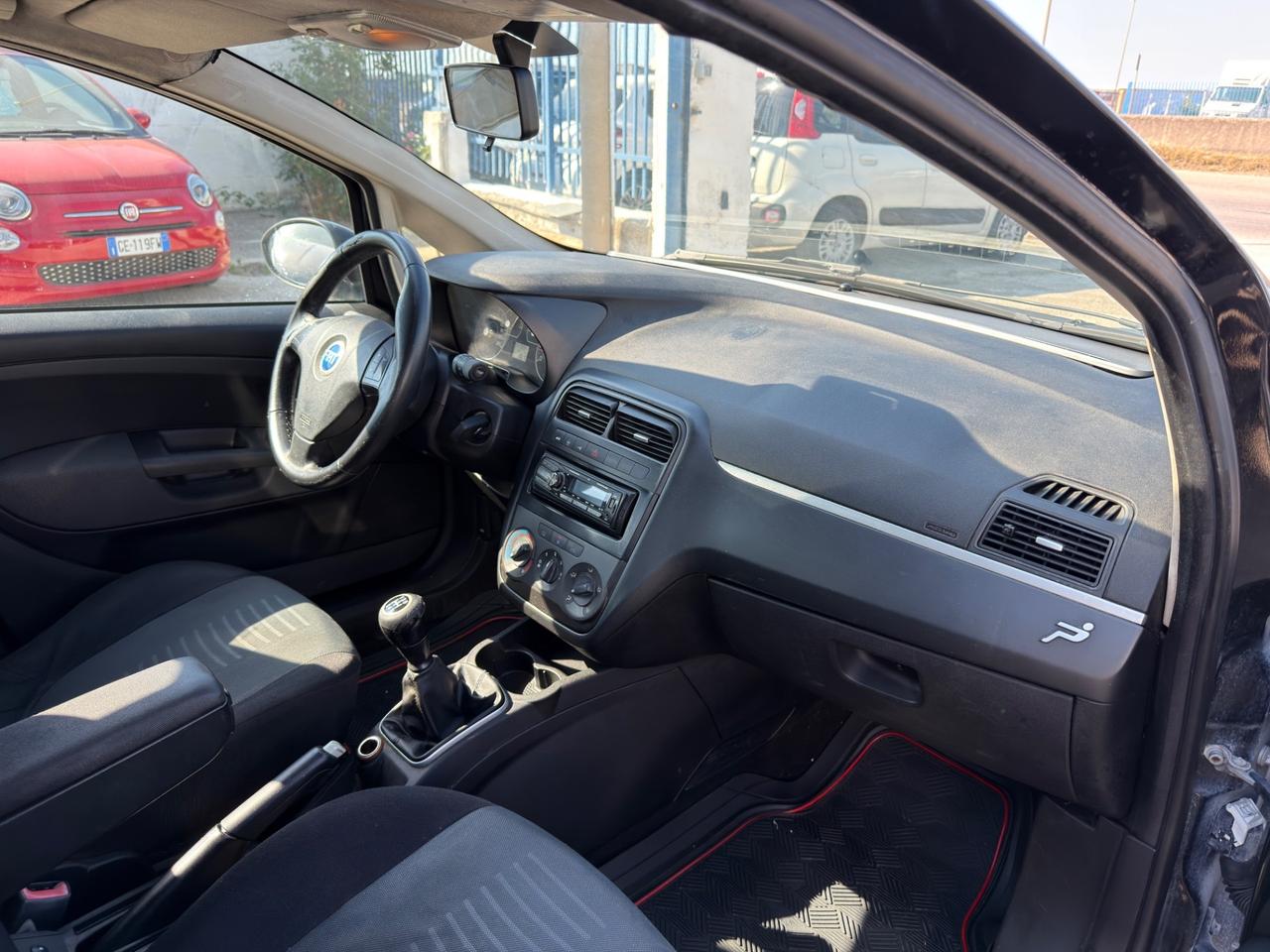 Fiat Grande Punto 1.3 MJT 75 CV 5 porte Dynamic