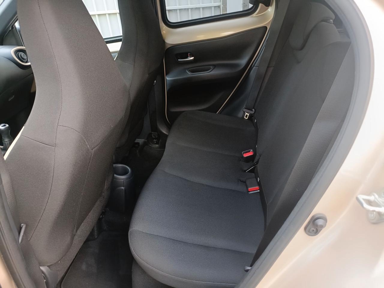 Toyota Aygo X 1.0 VVT-i 72 CV 5 porte Trend