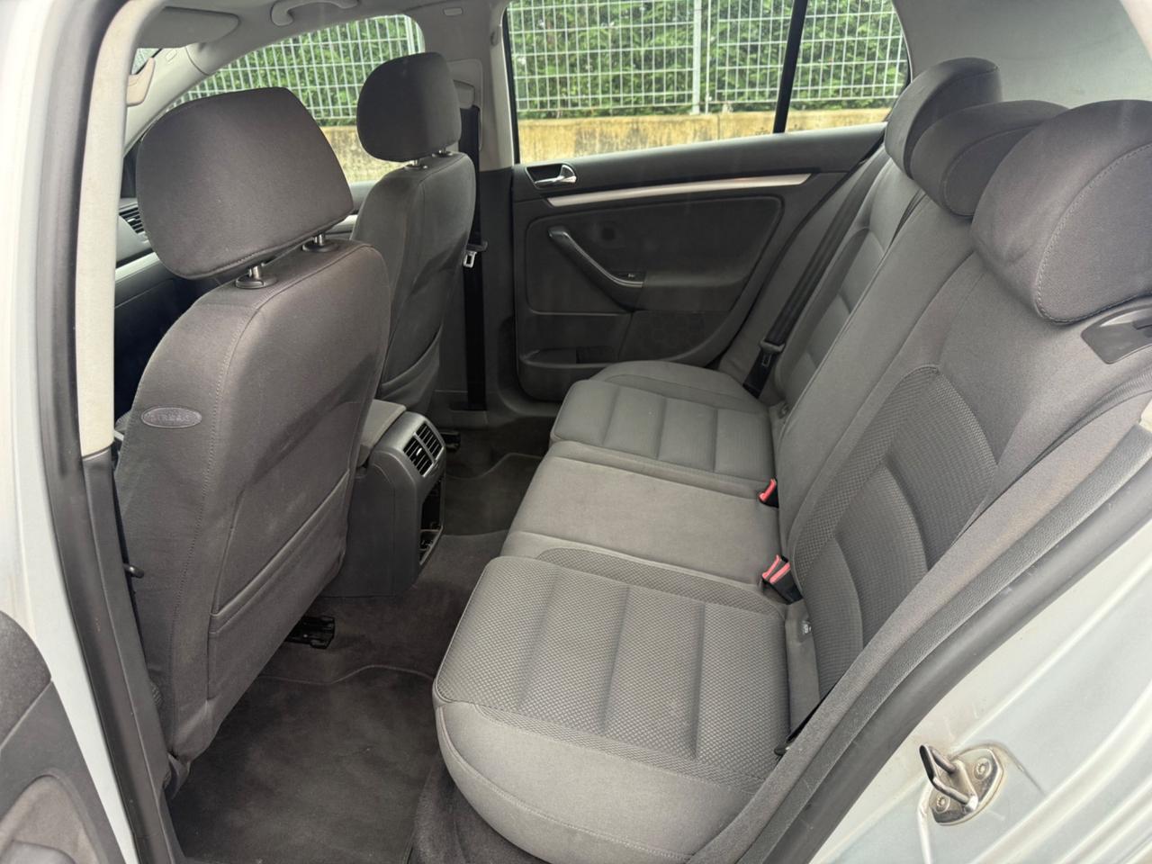 Volkswagen Golf 2.0 16V TDI 5p. Comfortline