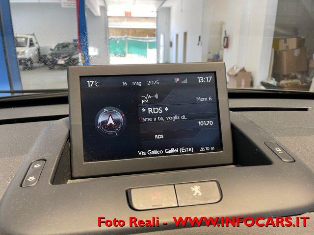 PEUGEOT 3008 1.6 HDi 115CV Active