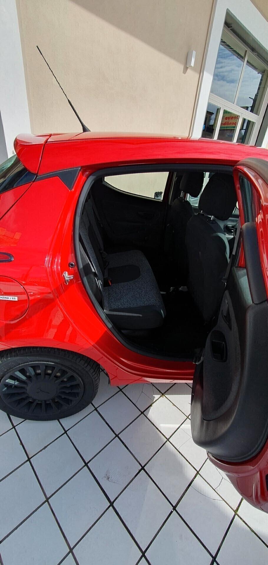 Lancia Ypsilon 1.2 69 CV 5 porte GPL Ecochic