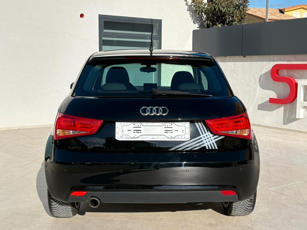 Audi A1 1.6 TDI 90CV S-LINE