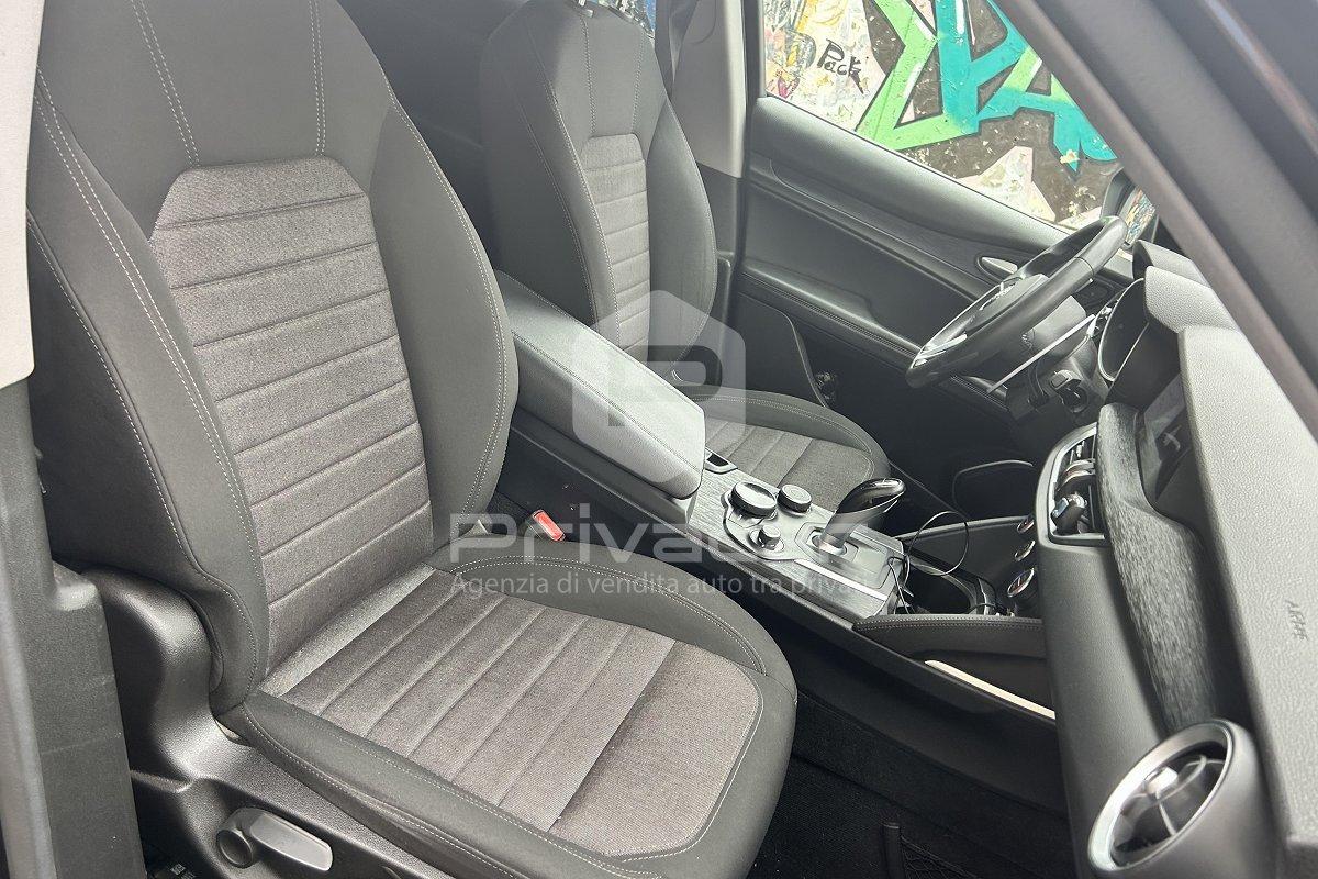 ALFA ROMEO Stelvio 2.0 Turbo 200 CV AT8 Q4 Business