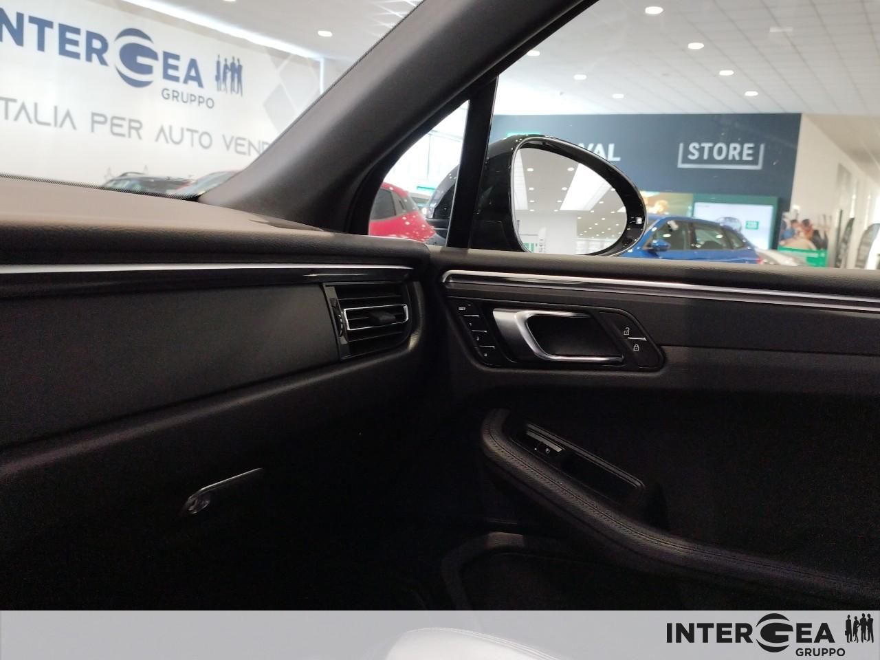 PORSCHE Macan 2.0 245cv pdk