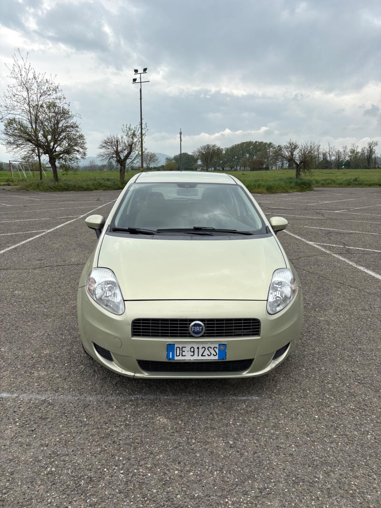 Fiat Grande Punto Grande Punto 1.3 MJT 75 CV 5 porte Active