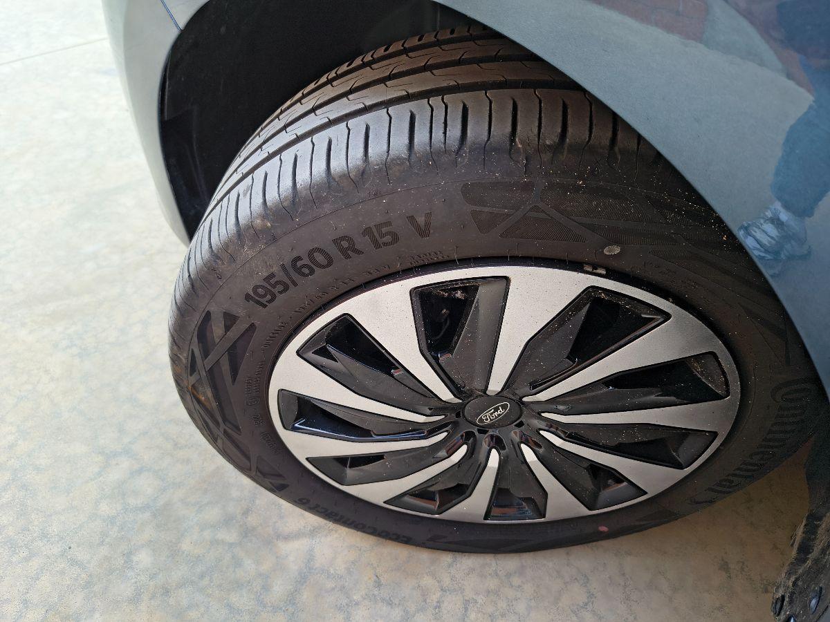 FORD - Fiesta - 1.0 EcoBoost Hybrid 125 CV Titan.