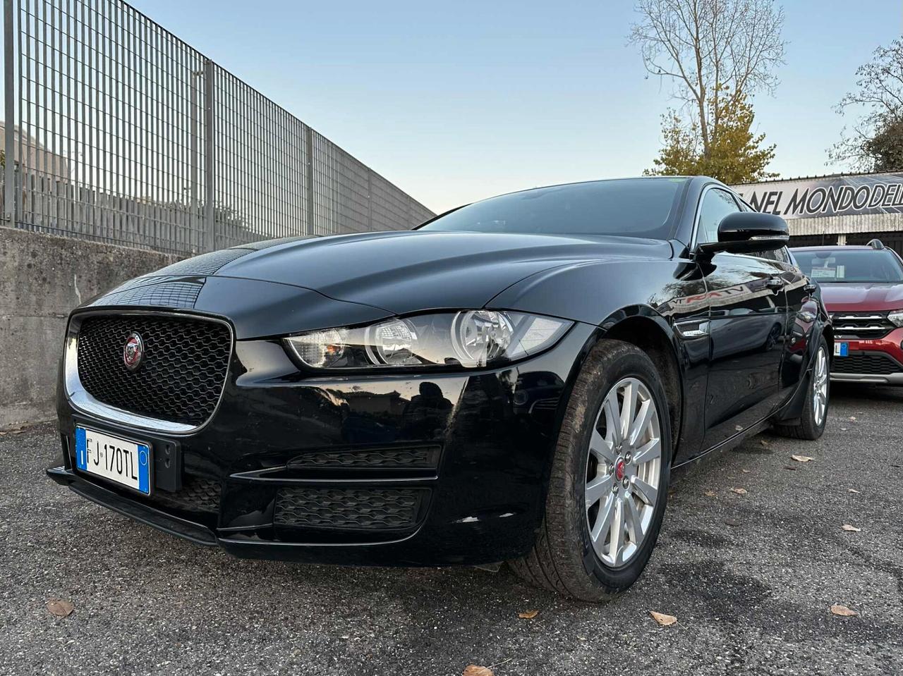 Jaguar XE 2.0 D 180 CV AWD aut. Prestige Business Edition