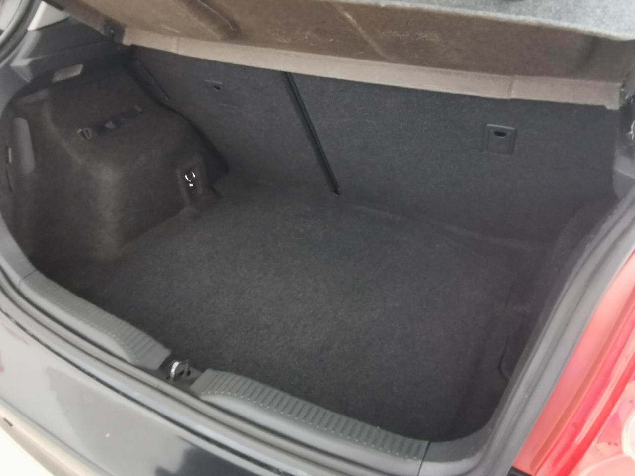 Toyota Auris 2.0 D-4D 5 porte Sol