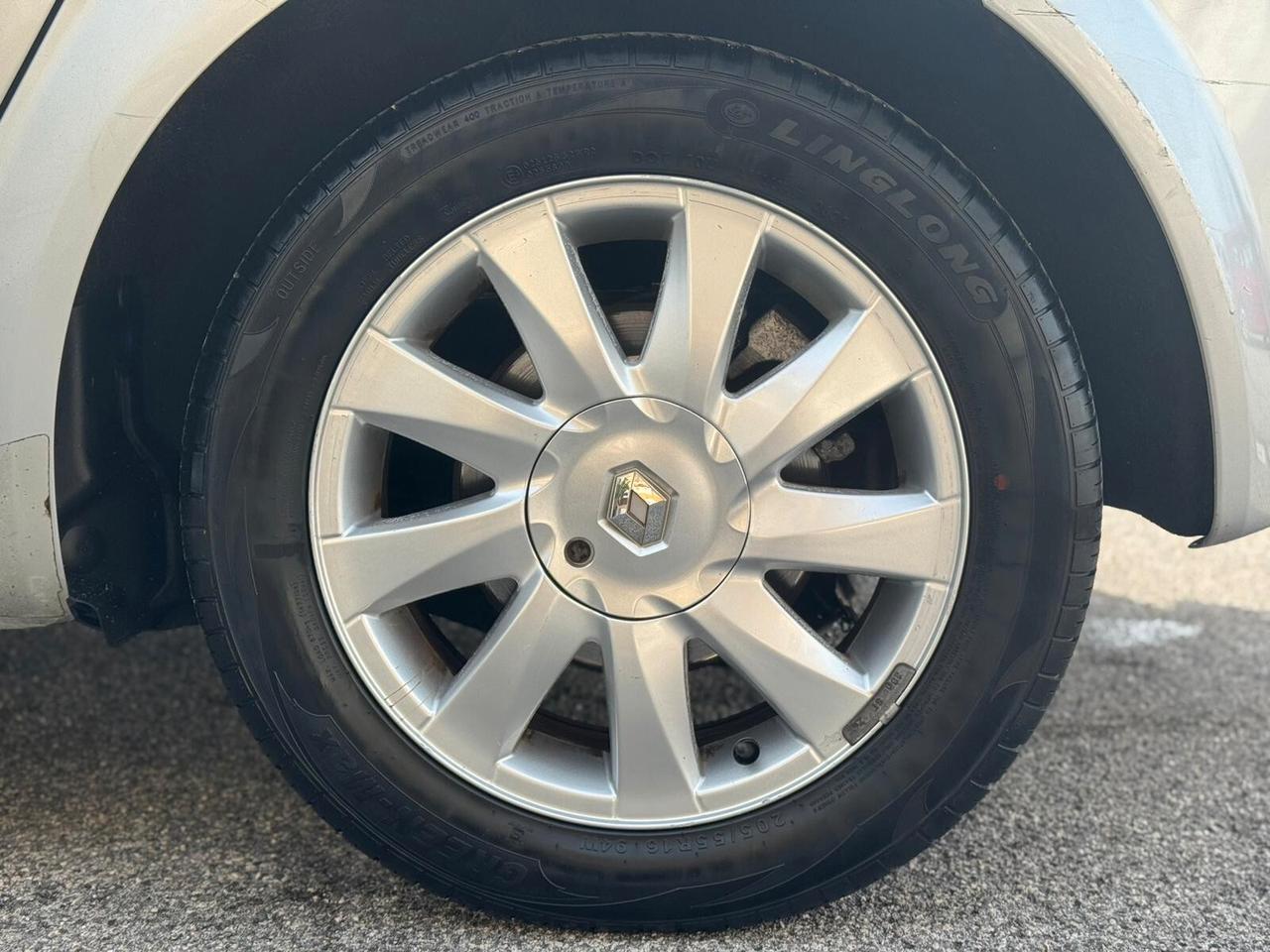 Renault Scenic Grand Scénic 1.5 dCi/105CV PlayStation Portable