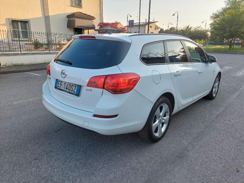 Opel Astra 1.7 CDTI 110CV Sports Tourer Elective frizione Nuova