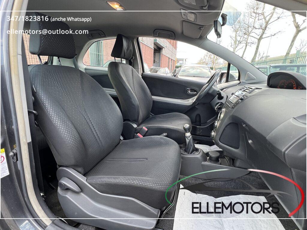 Toyota Yaris 3 Porte 1.0 Sol