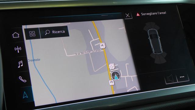 AUDI Q3 35 TFSI Business