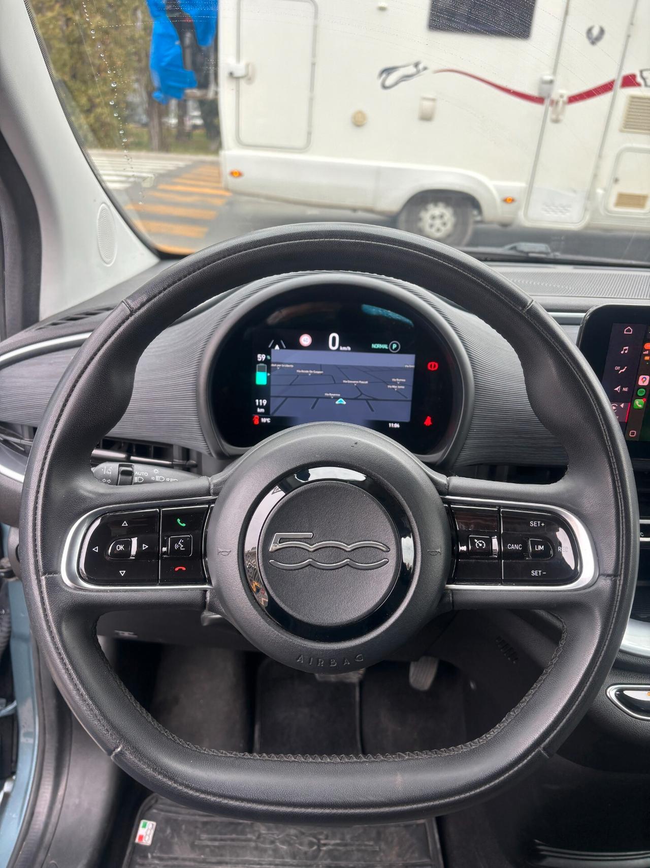 Fiat 500 500e 3+1 42 kWh Icon NESSUN VINCOLO