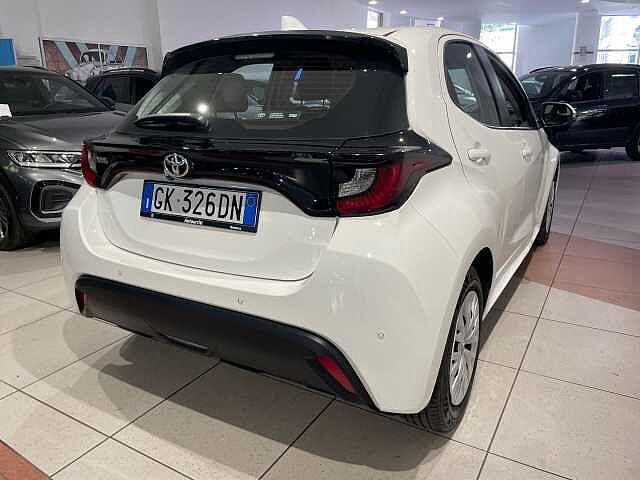 Toyota Yaris 1.0 5 porte Active