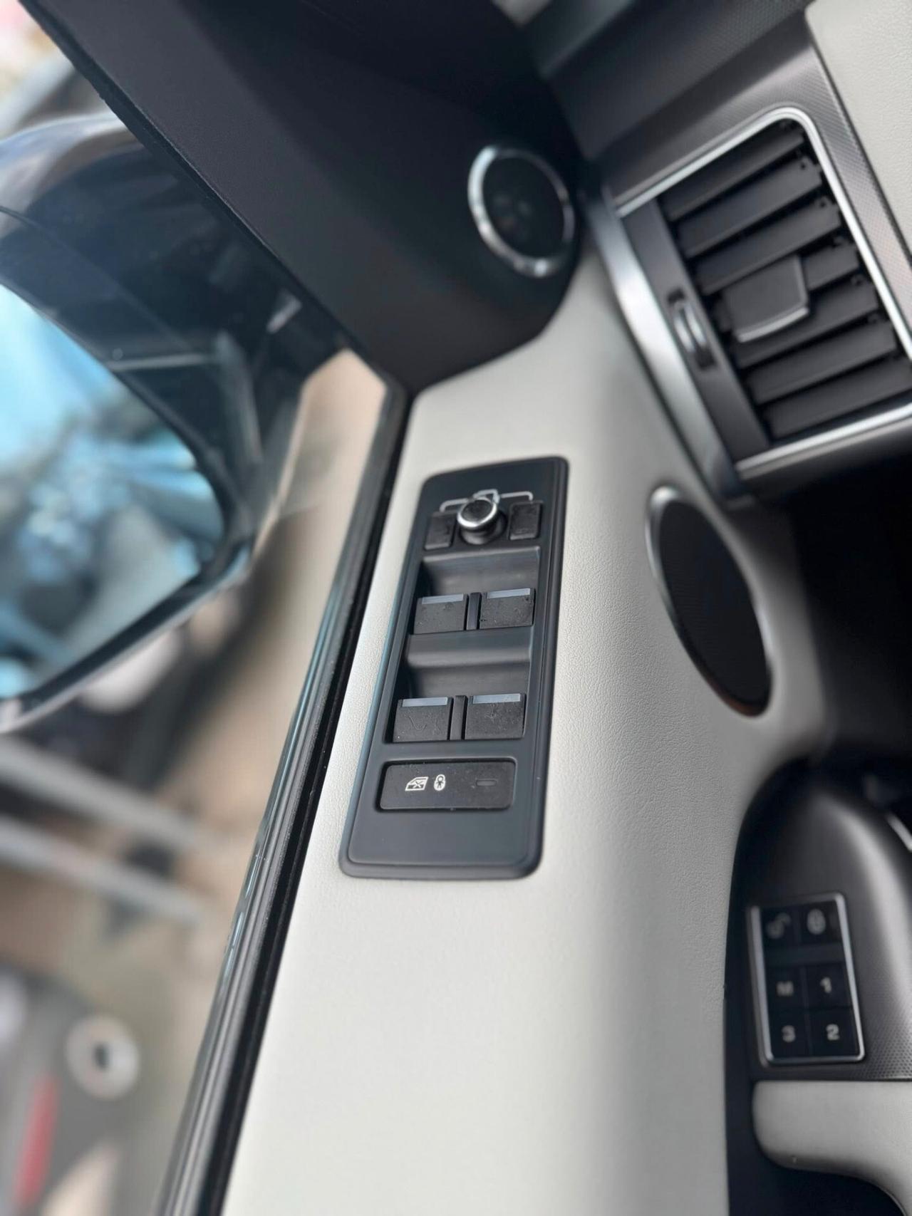Land Rover Range Sport 3.0 TDV6 HSE Dynamic