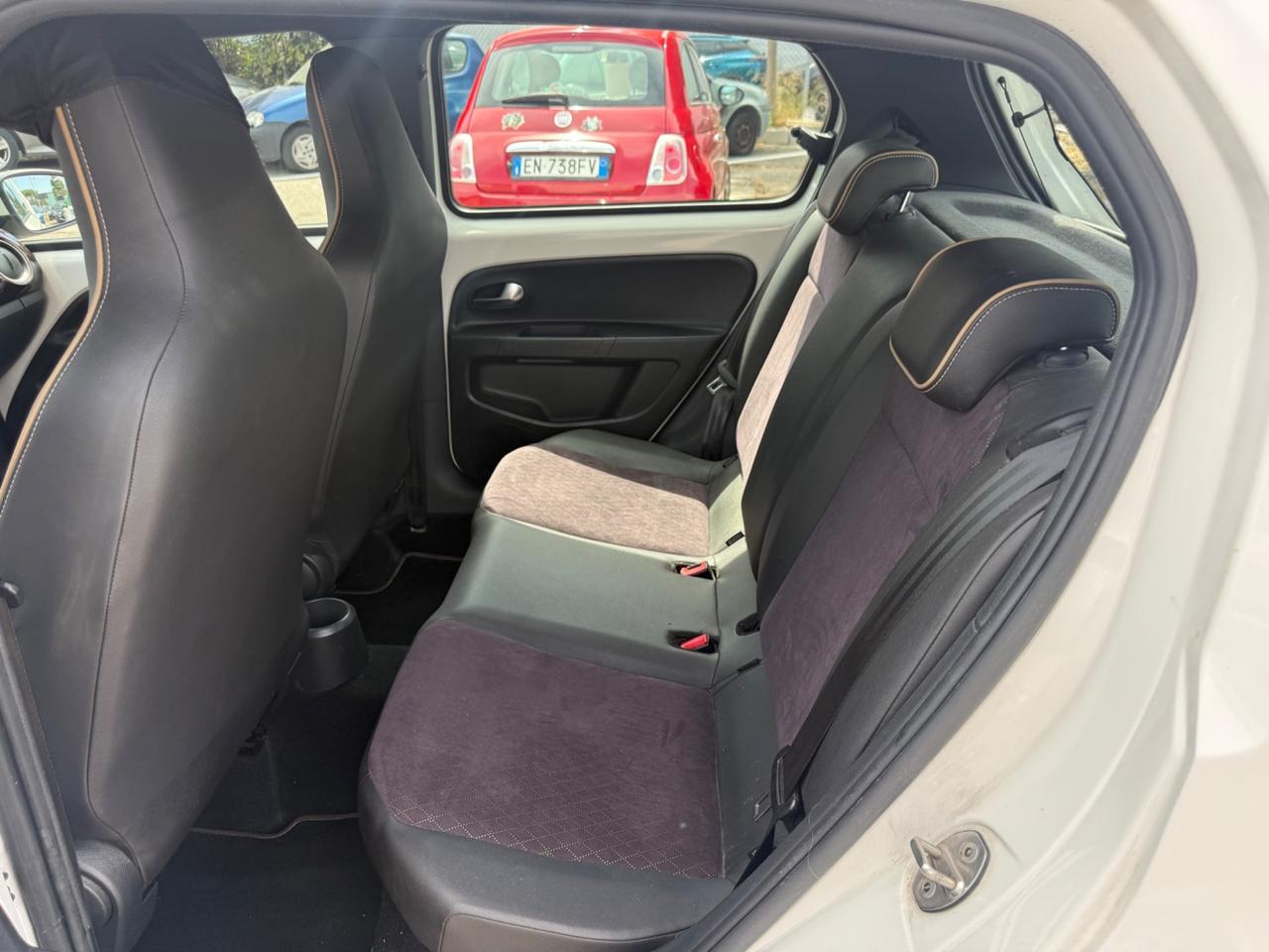 Seat Mii 1.0 68 CV 5 porte by Cosmopolitan Ecofuel