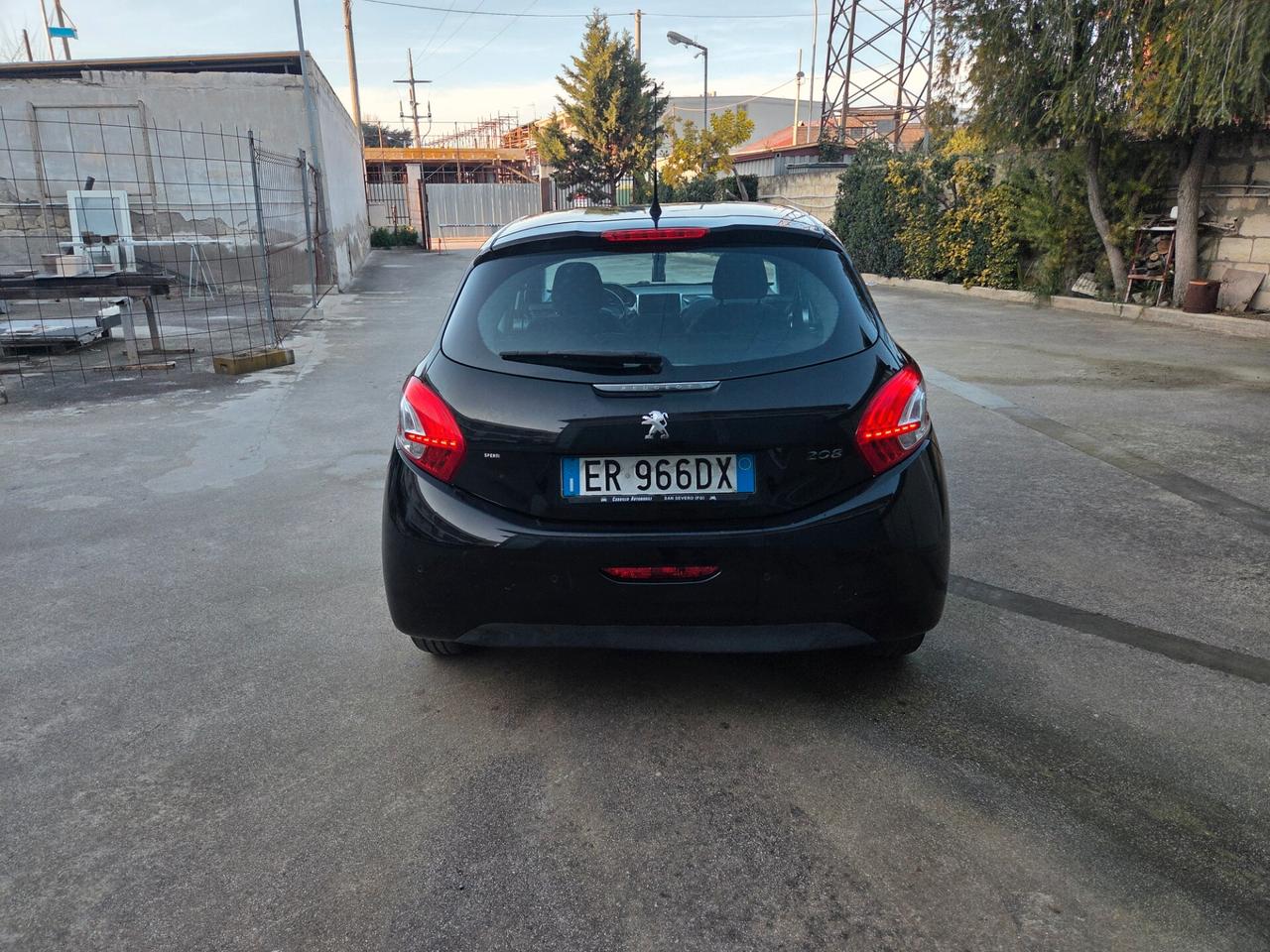 Peugeot 208 1.0 VTi 68 CV 5 porte