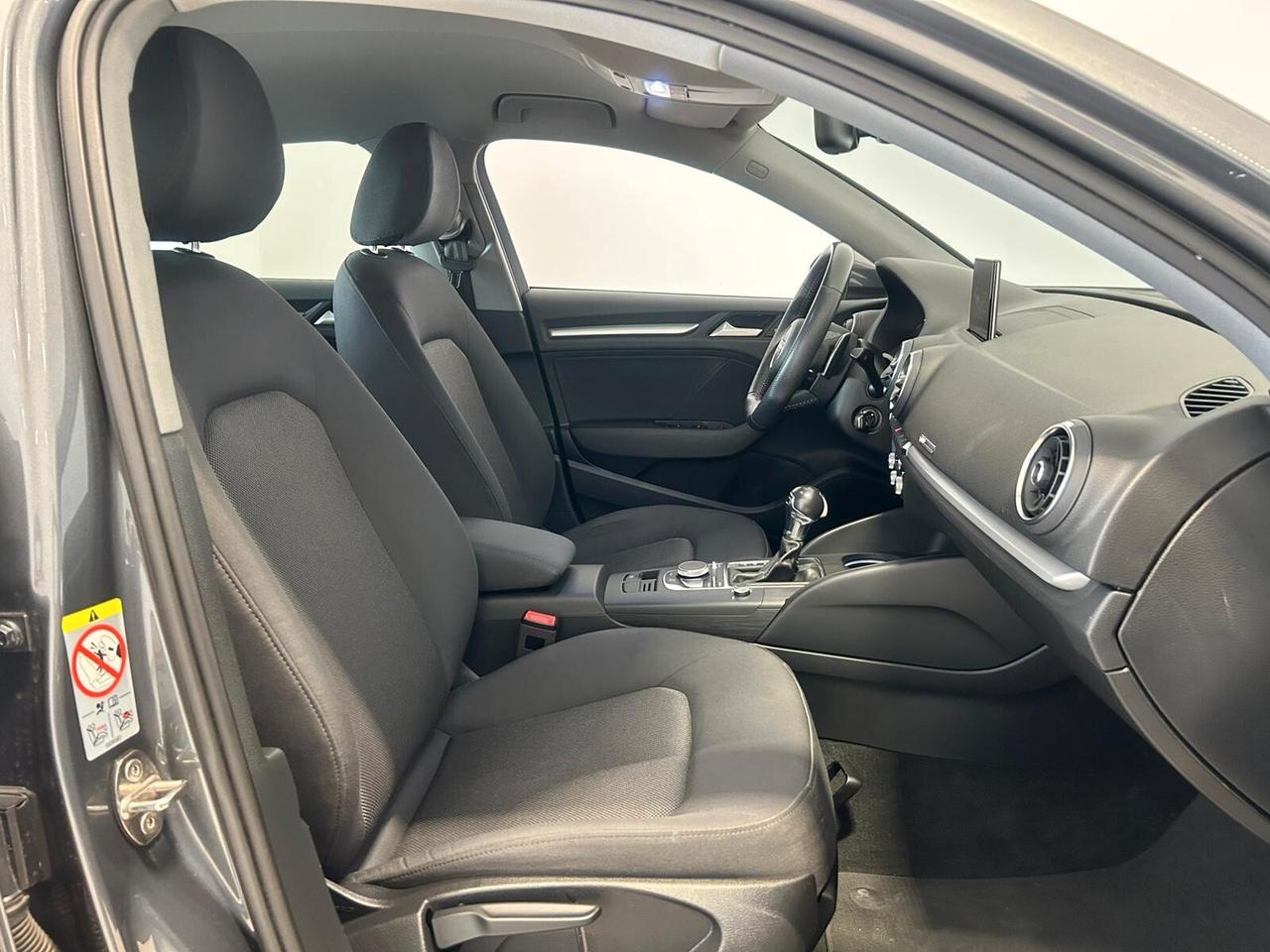 Audi A3 Sedan 1.6 TDI 116 CV S tronic