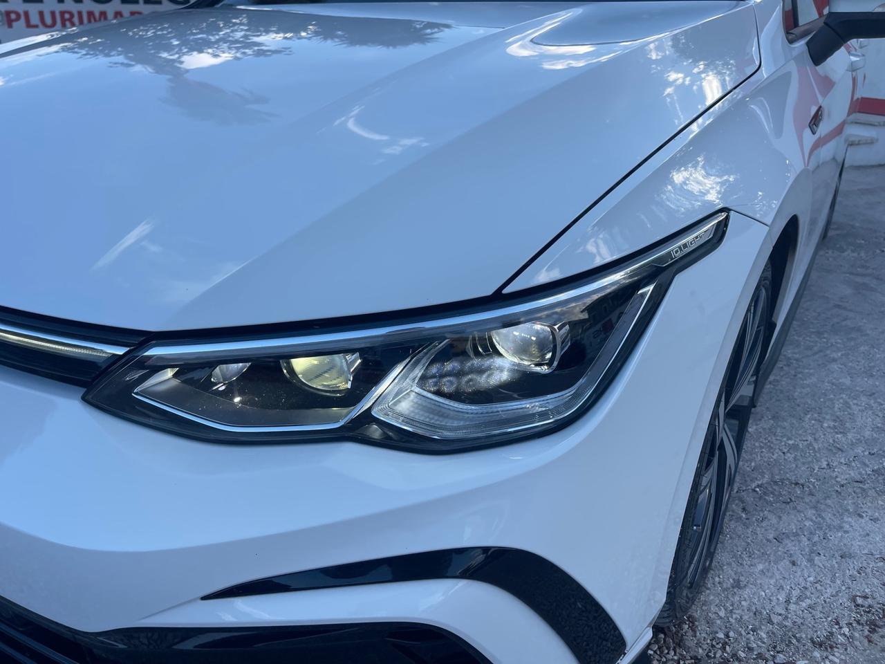 Volkswagen Golf R-Line DSG 2.0 TDI 150cv