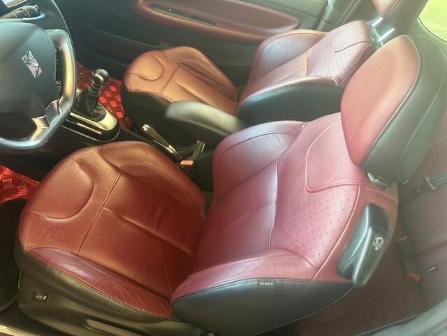 DS3 INTERNI IN PELLE , NAVIGATORE...
