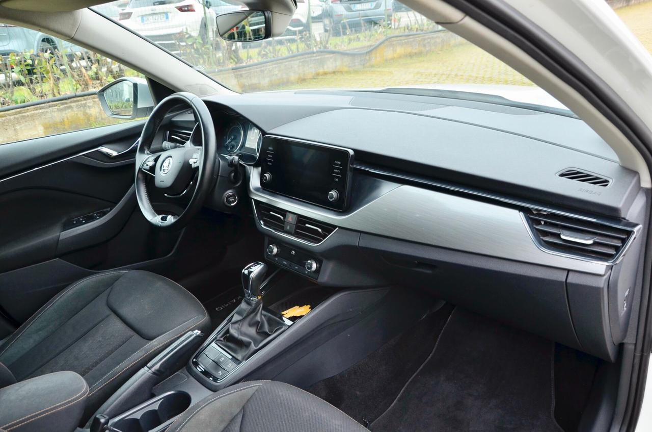 SKODA KAMIQ 1.0 TSI SCOUTLINE 110cv DSG, UNICO UTILIZZATORE, SERVICE SKODA, UFF ITALIANA, CRYSTAL LIGHTING, RETROCAMERA, PERMUTE