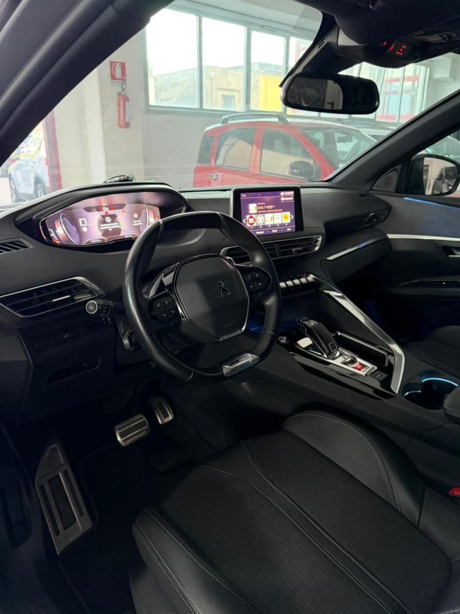 PEUGEOT - 5008 - BlueHDi 130 EAT8 S&S GT Line